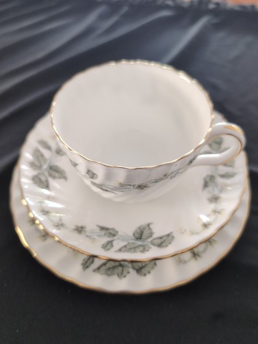 Minton greenwich bone china - bone,