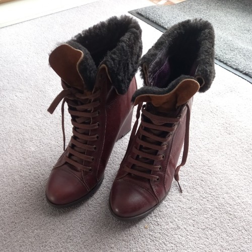 Russell and bromley brown - russell,