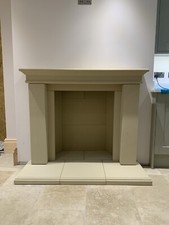 STONE FIREPLACE/ STONE FIRE