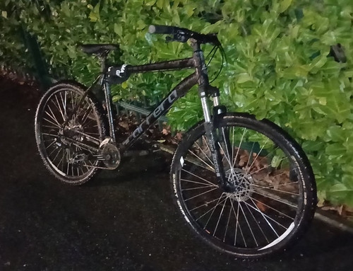 Black mountain bike - 27.5,