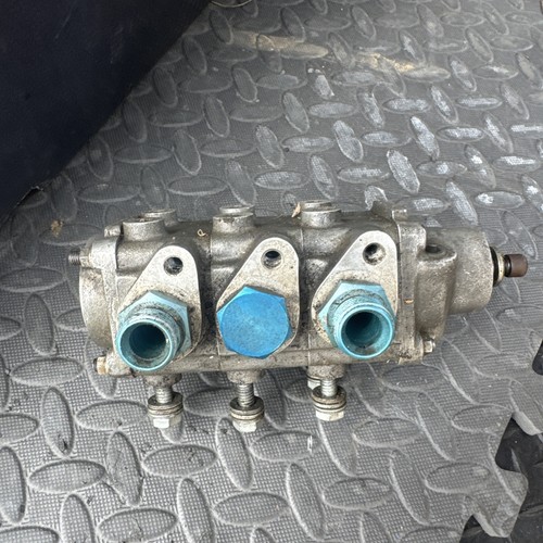 Dry sump oil pump - dry,