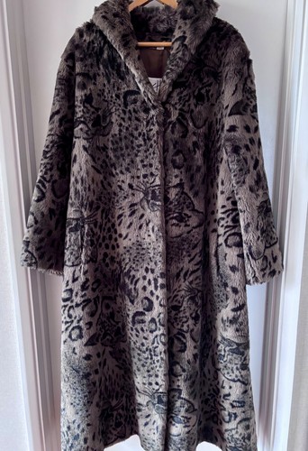 Unique vintage animal print - animal,