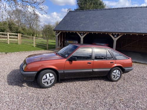 Vauxhall cavalier sri 69000 - vauxhall,