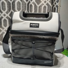 Used IGLOO MAXCOLD  COOLER BAG