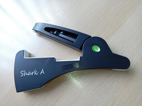 Shark folding guitar - shark,