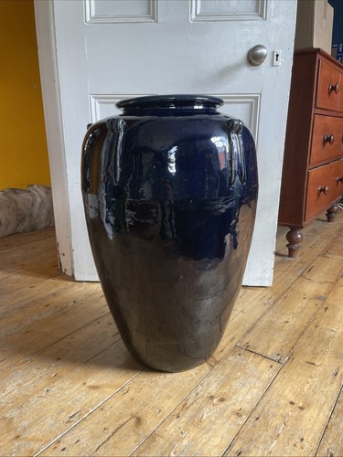 Elegant 69cm tall dark - elegant,