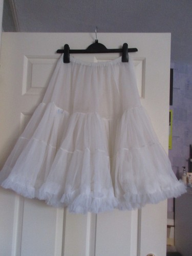 Vintage joan murray white net - joan,