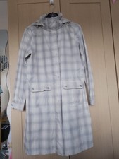 Women's Lands End Full Length Raincoat Size M, 10/12.