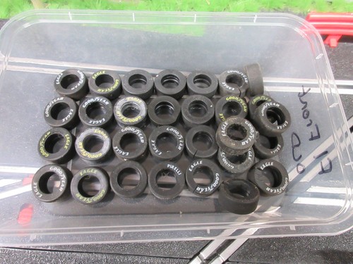 Scalextric tyres x30 for tyre - scalextric,