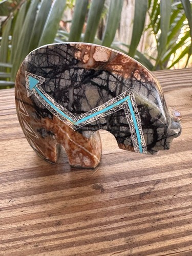 Bear zuni carving - zuni, fetish