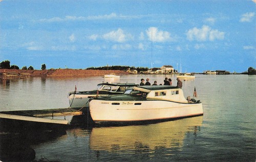 Grand marais harbor minnesota - harbor,