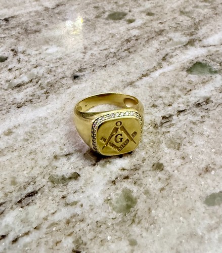 18ct gold 25ct - 18ct,