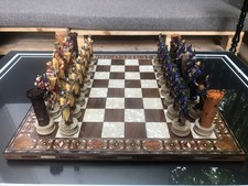 Crusader Knights Chess Set |