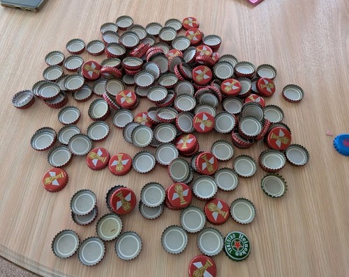 183 bottle tops budweiser - tops,