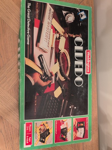 Cluedo vintage card game - cluedo,