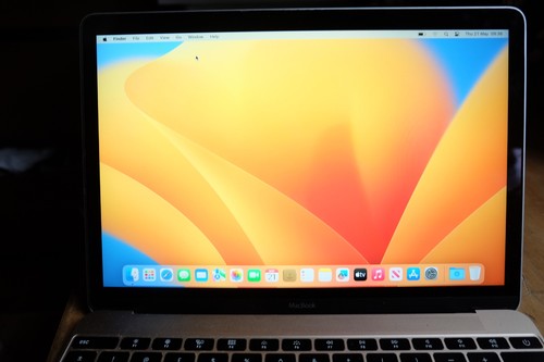 Macbook retina 2016 - ,