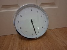 Kitchen Office Bedroom Large Clock Battery Silver Metal trim Frame Round