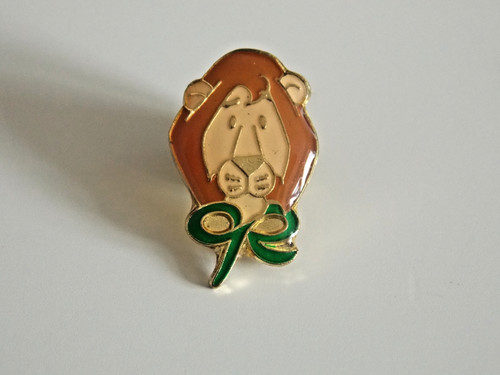 Macmillan cancer relief pin - macmillan,