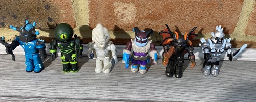 Roblox figures with weapons - with,