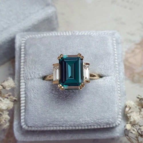 Emerald cut natural - 3.00, ct