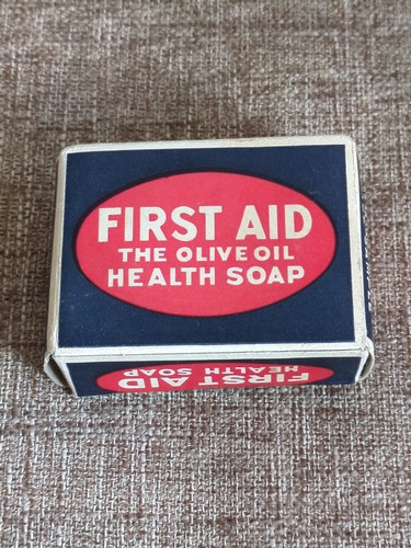 Vintage 1940s first - aid, olive