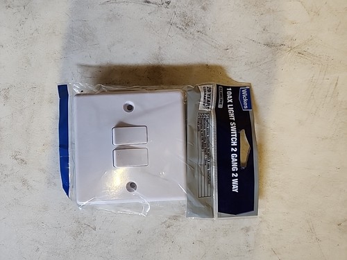 Wickes 10ax light - switch, 2