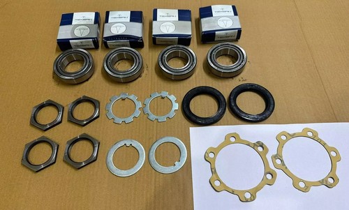 Rear axle floating flange - rear,