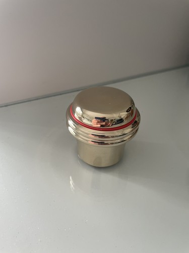 Gold plated bathroom basin
