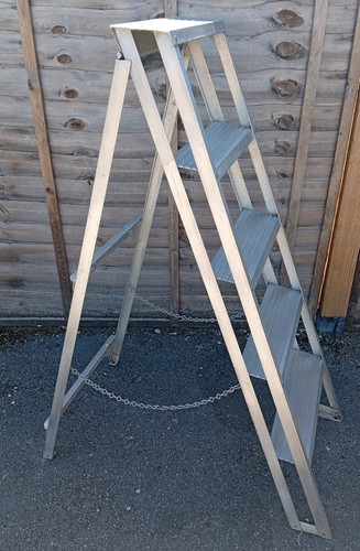 Aluminum step ladder - ladder, 5