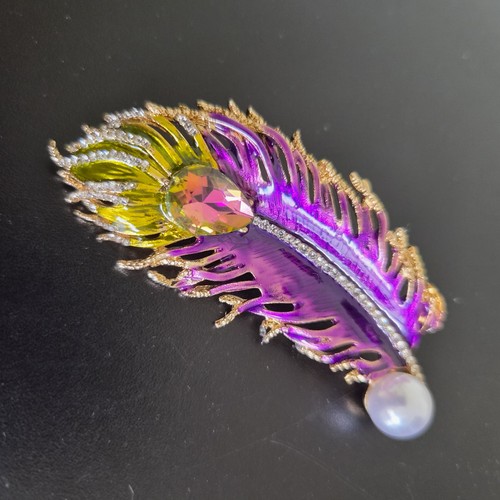 Purple yellow green - purple, iridescent