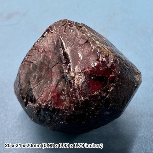 Mali garnet rough crystal - mali,