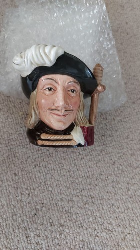 Royal doulton small character - small,