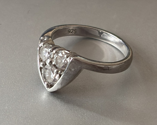 Diamonique cubic zirconia - diamonique,