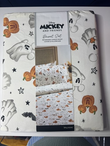 Mickey and friends - mickey,