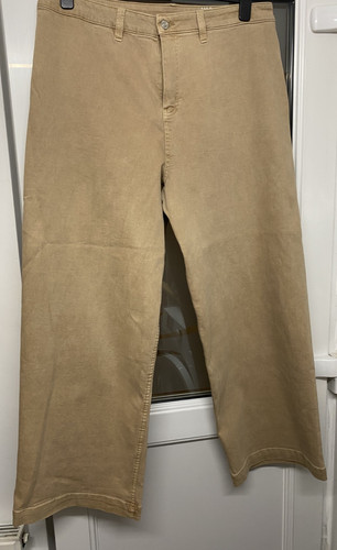 Ladies neutral beige - neutral, wide