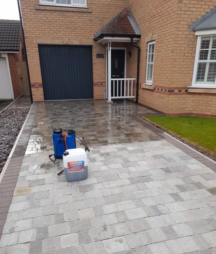 Thomson wet look driveway - wet,