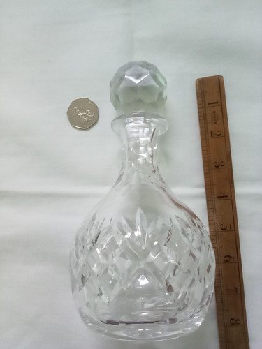 Small royal doulton - 7",