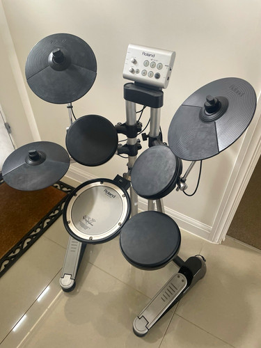Roland electronic drum - drum, kit