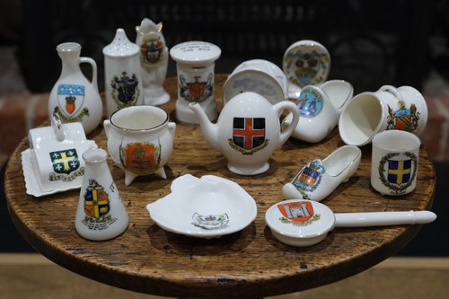 Vintage crested china souvenir - crested,