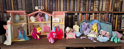 Little pony grooming - my,