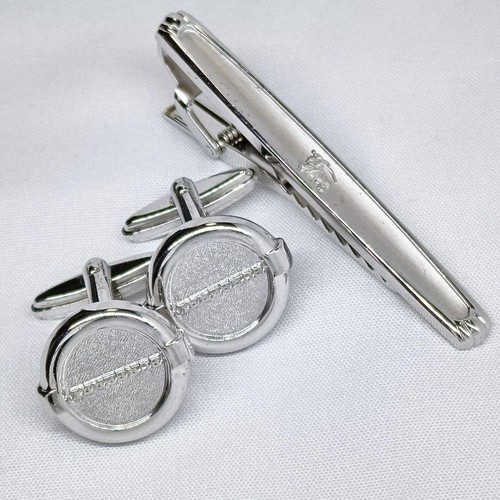 Burberry cufflinks tie clip - tie,
