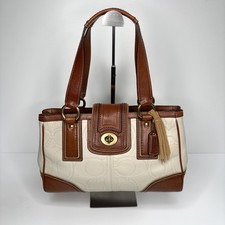 Coach Hamptons 11330 Cream