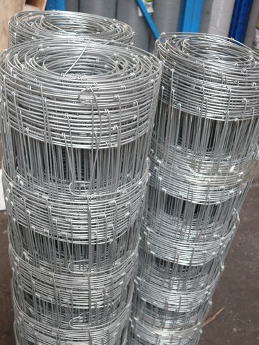 Medium stock fencing - medium,