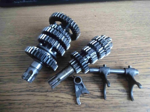 Kawasaki kx60 kx65 gear box - kawasaki,