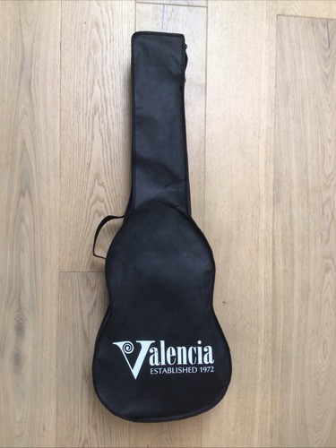 Valencia guitar classic - guitar/,