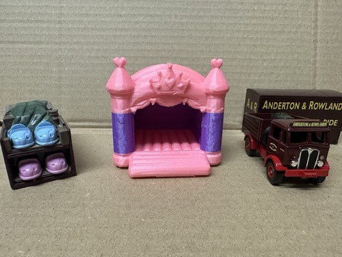 Custom made bouncy castle - custom,