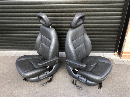 Swivel seats captain - swivel,