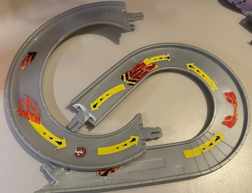 Hot wheels gray spiral - hot,