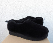 UGG BLACK CLASSIC COZY BOOTIE