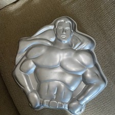 Vintage Wilton superman Cake Tin 3D  1977 Size 12” X 12” DC Comics 